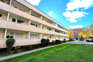 Teilbare 4-Zi-Wohnung mit 2 Eingängen + verschiedenen Nutzungsmöglichkeiten – Die vollständige Adresse der Immobilie erhältst du vom Anbieter., 80686 Land in Sonne, München – Vorschaubild 18