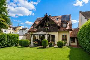 Exklusives Familiendomizil mit Wellnessbereich, Sonnengarten, Garage, 3 Stellplätzen, beste Wohnlage – Die vollständige Adresse der Immobilie erhältst du vom Anbieter., 65191 Bierstadt, Wiesbaden – Vorschaubild 2