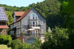 Prächtiges Wohn-Atelier-Fachwerkhaus im Naturpark Kellerwald – Kellerwaldstraße 15, 34537 Waldeck-Frankenberg (Kreis) – Vorschaubild 1