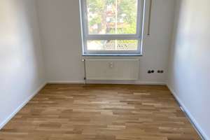 Erstbezug nach Sanierung mit neuer Kochinsel und Balkon: attraktive 3-Zimmer-Wohnung – Ehlvershof 5, 30419 Vinnhorst, Hannover – Vorschaubild 10