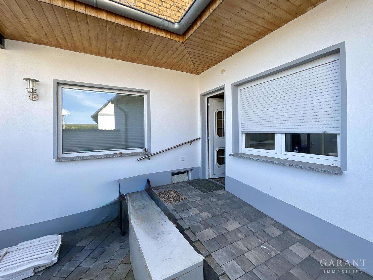 Reiheneckhaus bei Hettstedt, acht Zimmer, Garage, technisch erneuern, Mansfeld Südharz Kreis – Bild 3