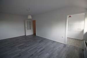 RESERVIERT: HELLE SINGLEWOHNUNG, ruhig aber zentral gelegen – Julius-Spriestersbach-Straße 3, 42853 Mitte, Remscheid – Vorschaubild 10