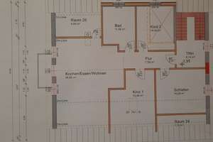wunderschöne 4-Zimmer Whg. mit Balkon und Einbauküche  – Tannenstr. 15, 84061 Ergoldsbach – Vorschaubild 2