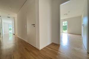 Moderne Fünf-Zimmer-Wohnung in idyllischer Waldrandlage – Die vollständige Adresse der Immobilie erhältst du vom Anbieter., 61184 Karben – Vorschaubild 4