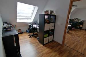 Perfekte 3-Zi.-DG in Fürth-Vach ohne Balkon und ohne Keller! – Zedernstraße 12, 90768 Vach, Flexdorf, Ritzmannshof, Fürth – Vorschaubild 3