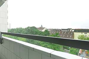 Helle 4-Zimmer-Etagenwohnung mit Loggia – Aufzug – zentrale Lage & sofort bezugsfrei! – Die vollständige Adresse der Immobilie erhältst du vom Anbieter., 76133 Weststadt, Karlsruhe – Vorschaubild 12