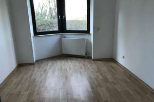 Wohnen im Grünen – attraktive 3-Zimmer-Erdgeschosswohnung mit Terrasse und eigenem Garten – Am Püttkamp 44, 40629 Knittkuhl, Düsseldorf – Vorschaubild 3
