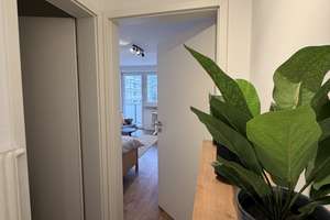 Neu möbliertes Studio-Apartment mit Balkon und Burgblick in Nürnberg-Wöhrd – Kesslerstr. 18, 90489 Wöhrd, Nürnberg – Vorschaubild 1