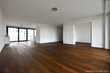 Luxurious 4-room apartment in Frankfurt`s AXIS Tower!