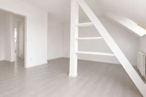 ERSTBEZUG! 4 Räume im Lutherviertel /// Traumhafte Maisonette-Wohnung – Senefelderstraße 11, 9126 Lutherviertel, Chemnitz – Vorschaubild 3