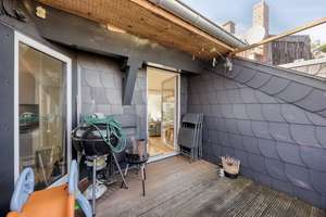 Helle 3-Zimmer-Wohnung mit Dachterrasse
Weitblick über Wuppertal inklusive – Die vollständige Adresse der Immobilie erhältst du vom Anbieter., 42285 Barmen, Wuppertal – Vorschaubild 15
