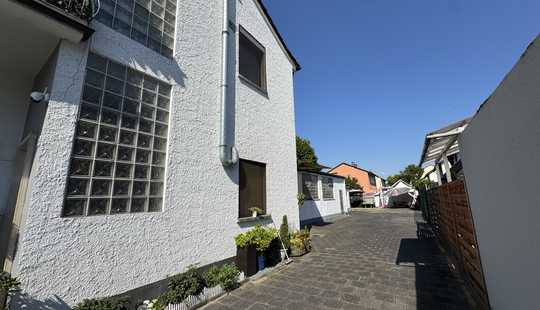 Bild von Einfamilienhaus inkl. Metzgerei und Lagerhallen in bester Lage