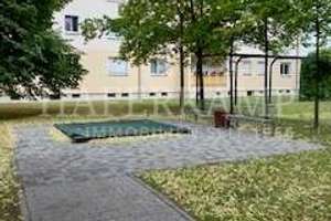 Nachhaltige Kapitalanlage in der Landeshauptstadt Dresden: 2-Zi-ETW mit sonnigem Balkon und PKW-ASP! – Die vollständige Adresse der Immobilie erhältst du vom Anbieter., 1237 Seidnitz/Dobritz, Dresden – Vorschaubild 4