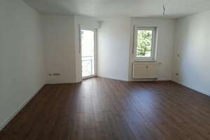 1 Zi-Whg. | im Grünen | Frisch renoviert | Balkon | Ideal für Singles | TG – Barnecker Straße 17, 4178 Böhlitz-Ehrenberg, Leipzig – Vorschaubild 2