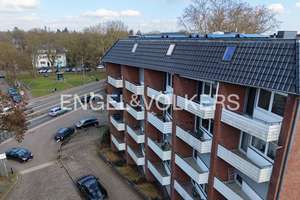 Attraktive, gepflegte Wohnung in der 3. Etage mit drei Balkonen und hochwertiger Küchenausstattung