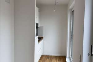 Neubau // Individuelle 1-Zimmer-Wohnung im Erstbezug mit Dachterrasse – Hagedornstraße 96, 12487 Johannisthal, Berlin – Vorschaubild 5