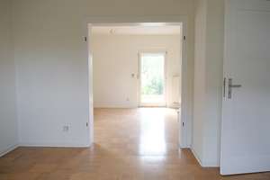 Doppelhaus-Hälfte in südlicher Kernstadt Heilbronn zu vermieten – Die vollständige Adresse der Immobilie erhältst du vom Anbieter., 74074 Heilbronn, Heilbronn – Vorschaubild 4