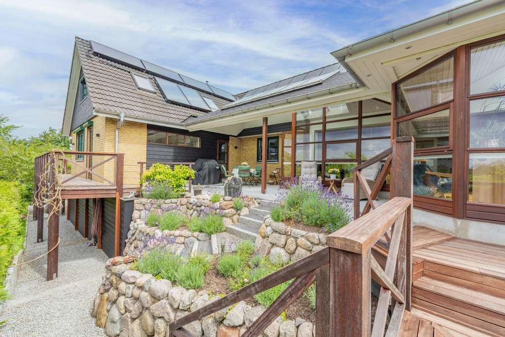 Immobilie in Glücksburg - Ankommen. Durchatmen. Bleiben. Stilvolles und großzügiges Wohnen mit beeindruckendem Weitblick - Bild 0