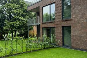 Neubau: Moderne 3-Zimmer-Wohnung mit eigenem Gartenanteil