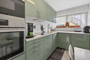 Zwei Balkone, vier Zimmer, beste Lage – Ihr neues Zuhause in Weiherfeld-Dammerstock – Die vollständige Adresse der Immobilie erhältst du vom Anbieter., 76199 Weiherfeld-Dammerstock, Karlsruhe – Vorschaubild 3