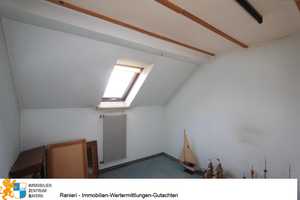 Reihenmittelhaus in Neutraubling voll unterkellert mit Garten und Terrasse – Egerlandstr. 11, 93073 Regensburg (Kreis) – Vorschaubild 23
