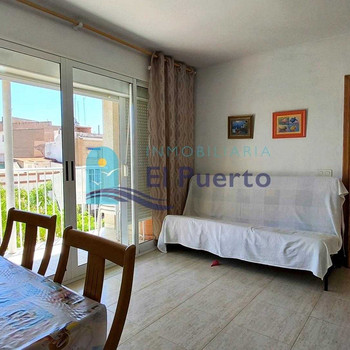 GERÄUMIGE UND HELLE WOHNUNG IM ZENTRUM VON PUERTO DE MAZARRÓN REF 2040