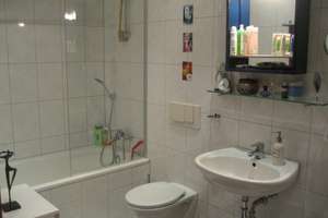 Alltagstaugliche 2-Zimmer-Wohnung in Köln Zollstock – Türnicher Str 12, 50969 Zollstock, Köln – Vorschaubild 5