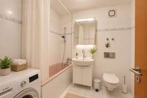 Gepflegtes 2,5-Zimmer-Zuhause mit Südbalkon & Tiefgarage zum Wohlfühlen! – Die vollständige Adresse der Immobilie erhältst du vom Anbieter., 86179 Haunstetten-West, Augsburg – Vorschaubild 4