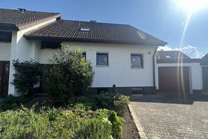🏡 Ruhige Sackgassenlage | Gepflegte Doppelhaushälfte mit Garten, Keller & Stellplätzen – Die vollständige Adresse der Immobilie erhältst du vom Anbieter., 89537 Giengen an der Brenz – Vorschaubild 2