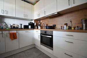 EBK vorhanden! Gepflegte 3-Zimmer-Whg mit Balkon