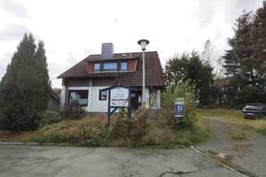 1-2-Familienhaus mit 2 Nebengebäuden und Parkplätzen – Auf der Rose 9, 38707 Goslar (Kreis) – Vorschaubild 1