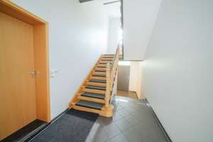2-Zimmer-Wohnung (1. OG) mit Balkon südlich des Maschsees – Bernwardstraße 10, 30159 Döhren, Hannover – Vorschaubild 2