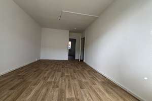Frisch sanierte Erdgeschosswohnung mit Balkon direkt am Stadtpark für Naturliebhaber – Helbersdorfer Straße 12 c, 9120 Helbersdorf, Chemnitz – Vorschaubild 13