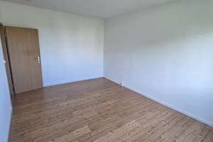 Frisch renovierte 4-Zimmer-Wohnung in ruhiger Lage mit Balkon – ideal für Familien – Tauchaer Straße 1-19,, 4357 Mockau-Nord, Leipzig – Vorschaubild 12