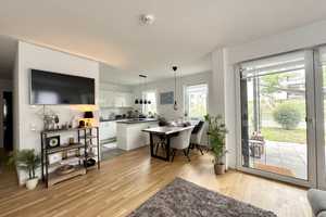 Traumhafte 2-Zimmer-Wohnung mit Terrasse und Garten in Heidingsfeld! – Würzburg – Vorschaubild 1