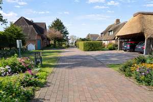 Charmantes Ferienhaus-Ensemble  in begehrter und strandnaher Lage von Utersum – Die vollständige Adresse der Immobilie erhältst du vom Anbieter., 25938 Utersum – Vorschaubild 24