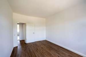 Sanierte Hochparterrewohnung mit 2 Zimmern, moderner Einbauküche und Balkon in Altlindenau – Queckstraße 15, 4177 Altlindenau, Leipzig – Vorschaubild 7