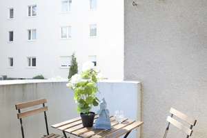 * ab 01.07. * sanierte 2 Raumwohnung, große Wohnküche, Sonnenbalkon, Tageslichtbad – Fröbelstrasse 100, 47053 Hochfeld, Duisburg – Vorschaubild 8