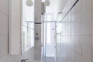 Gemütliche 2-Zimmer-Altbauwohnung mitten im Neuköllner Schillerkiez – Berlin – Vorschaubild 6