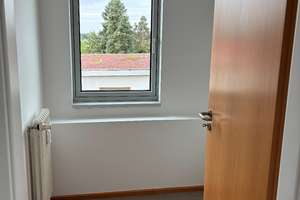 2-Zimmer-Wohnung mit Dachterrasse und neuer Einbauküche – Kasperstraße 37, 12542 Altglienicke, Berlin – Vorschaubild 8