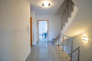 Exklusive Doppelhaushälfte mit Garage und Stellplätzen nahe Nordpark – Die vollständige Adresse der Immobilie erhältst du vom Anbieter., 41069 Holt, Mönchengladbach – Vorschaubild 9