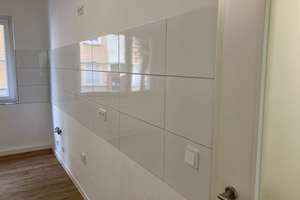 *** Charmante 2-Zi-Wohnung mit großzügigem und modernem Tageslichtbad *** – Hurterstr. 10, 45144 Frohnhausen, Essen – Vorschaubild 3