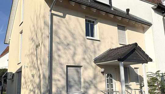 Bild von *Luxuriöses Einfamilienhaus in zentraler Lage von N-I*