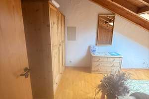 Großzügige Doppelhaushälfte mit Balkon und Garage in 87740 Buxheim – Die vollständige Adresse der Immobilie erhältst du vom Anbieter., 87740 Buxheim – Vorschaubild 8