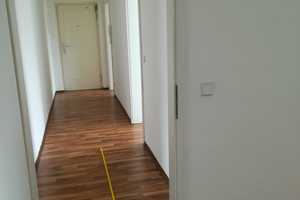2 Zi Wohnung mit Einbau-Küche Zentrum, uninah, Strassenbahn, Balkon ins Grüne, 2 abschl. Kammern, Wä – Reitbahnstrasse 23a, 9111 Chemnitz – Vorschaubild 10