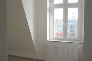 Sanierte Dachgeschoßwohnung in wunderschönem Altbau mit großzügigem Treppenhaus – Odenkirchener Straße 188, 41236 Heyden, Mönchengladbach – Vorschaubild 2