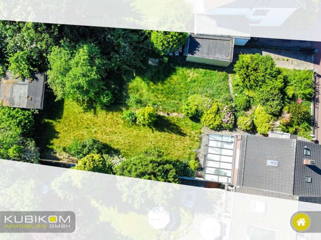 Hildener Süden. Vielseitige Optionen auf 816m² Grundstück: DHH + mögliches Baugrundstück.