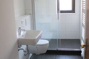 kernasnierte zwei Zimmer Wohnung in Derendorf II. OG Nahe Frankenplatz/ Sportzentrum – 40476 Derendorf, Düsseldorf – Vorschaubild 7