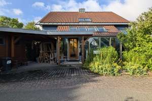 Einfamilienhaus mit Garten, Keller, Wärmepumpe & Photovoltaik in ruhiger Lage von Werther (Westf.) – Die vollständige Adresse der Immobilie erhältst du vom Anbieter., 33824 Werther (Westfalen) – Vorschaubild 1