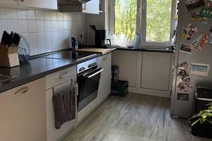 3-Zimmer-Wohnung im Erdgeschoss mit Balkon ins Grüne – Lachenmeyrstr. 39, 81827 Waldtrudering, München – Vorschaubild 6